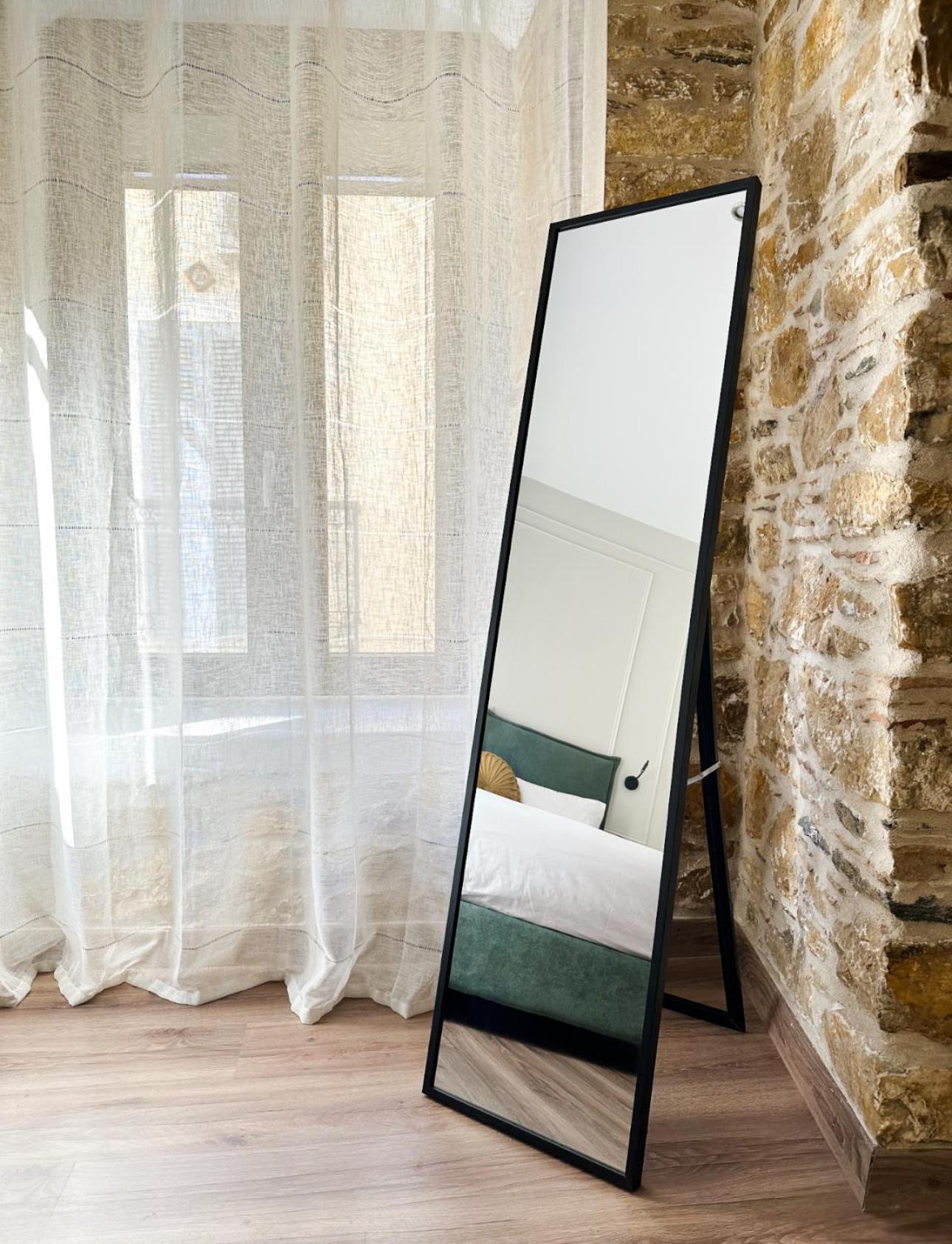 Lithos Syros Ermoupoli