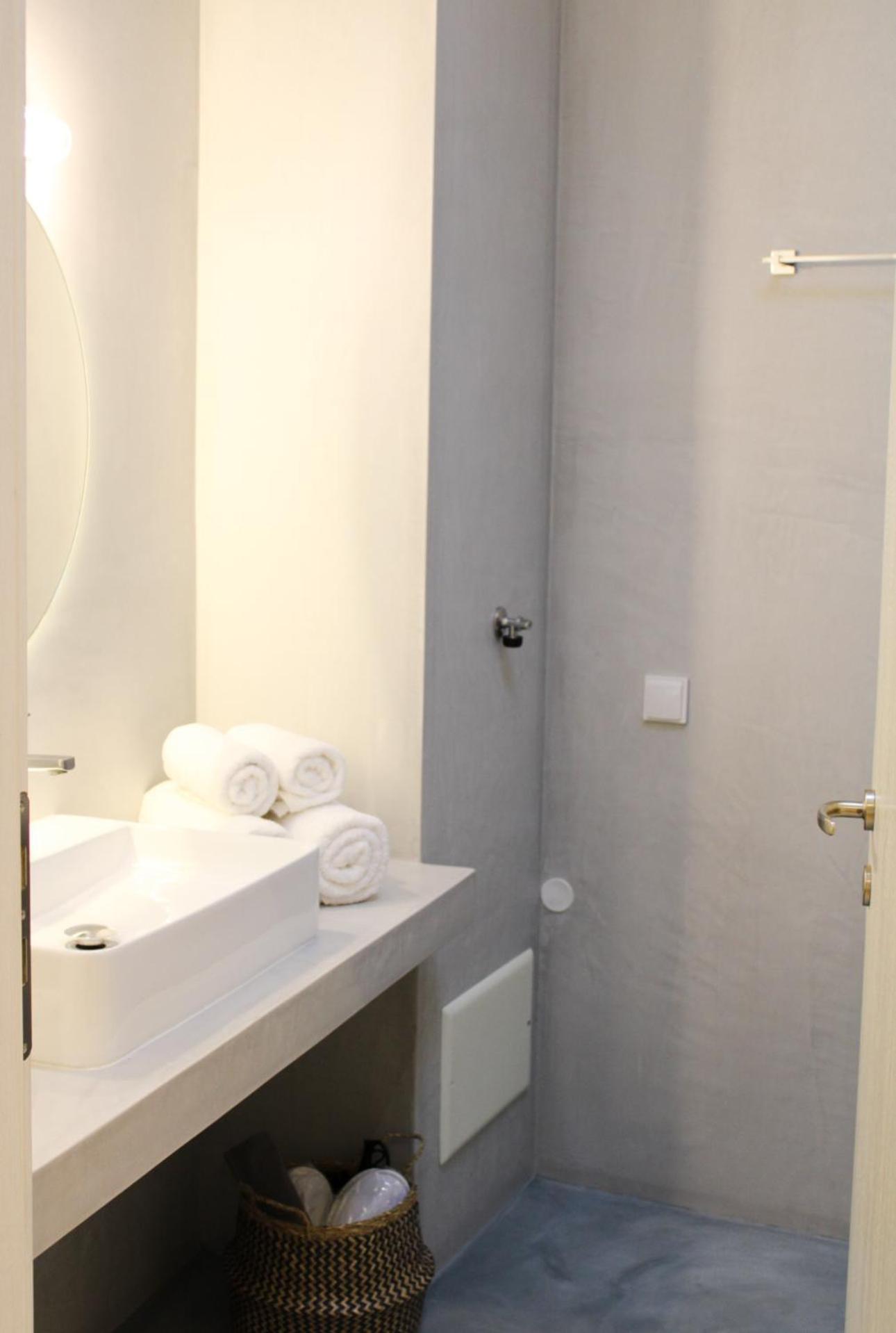 Lithos Syros Apartment